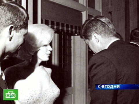 Открытка поздравление с днем рождения коллеге в стихах красивые