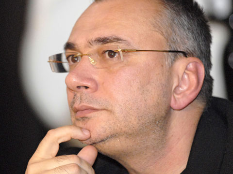 Константин Меладзе оказался в центре скандала Константин Меладзе оказался в центре скандала