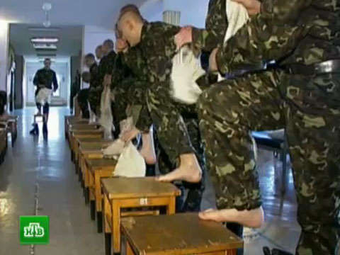 Заставляют выйти в выходные