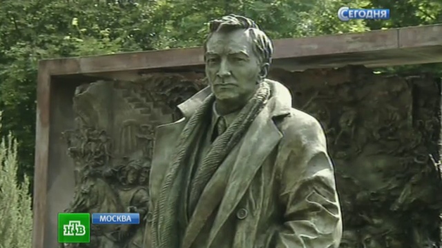 фото могила вячеслава тихонова