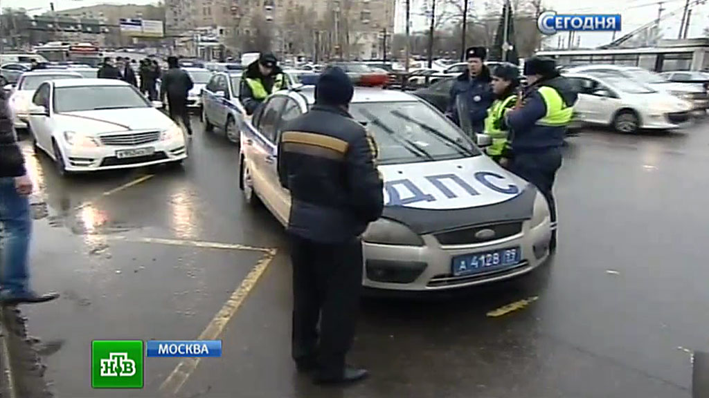 Невеста пела на свадьбу жениху Невеста пела на свадьбу жениху