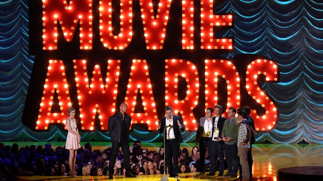 Лучшие наряды MTV Movie Awards 2015 — Красная ковровая дорожка
