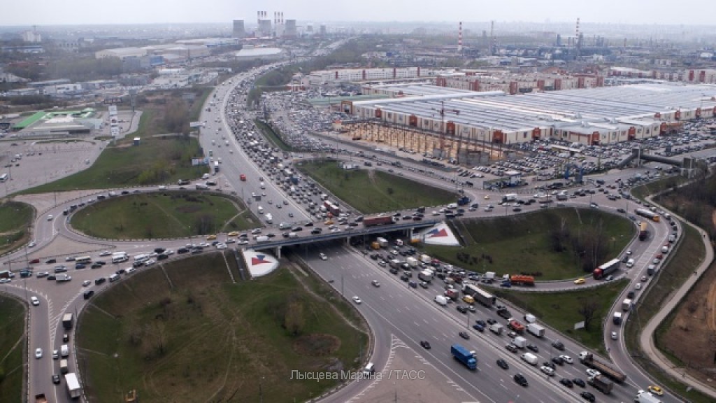 http://img2.ntv.ru/home/news/20151026/mkad_sno.jpg