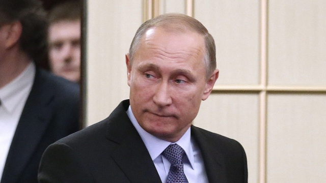 Путин в 2016 году власти выделят на соцподдержку 236 млрд рублей Путин в 2016 году власти выделят на соцподдержку 236 млрд рублей. Путин социальное обеспечение