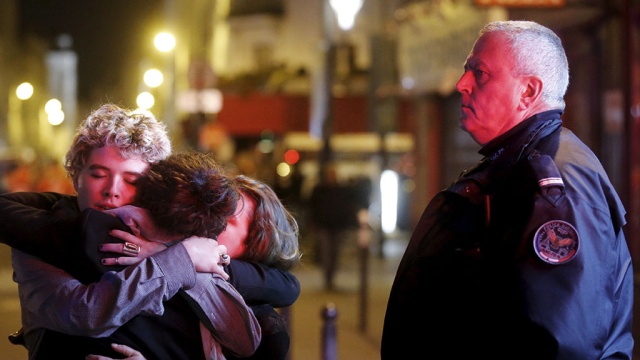 Выжившие парижане рассказали о захвате концертного зала «Батаклан».

Париж, терроризм.

НТВ.Ru: новости, видео, программы телеканала НТВ