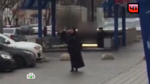 У ребёнка на лице мелкие красные точки что это такое У ребёнка на лице мелкие красные точки что это такое