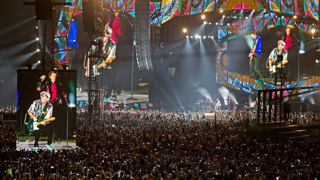 Концерт The Rolling Stones на Кубе собрал сотни тысяч человек.
Rolling Stones, знаменитости, Куба, музыка и музыканты.
НТВ.Ru: новости, видео, программы телеканала НТВ