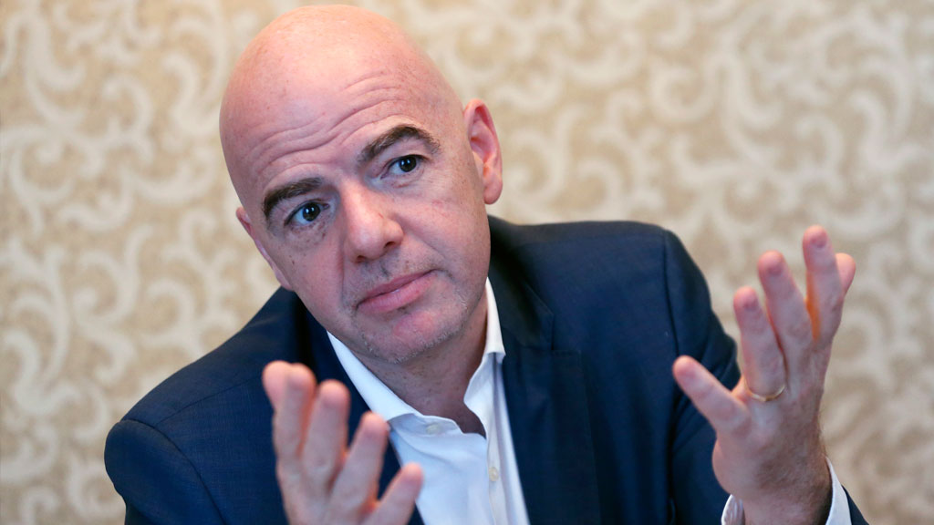 Infantino_vs.jpg