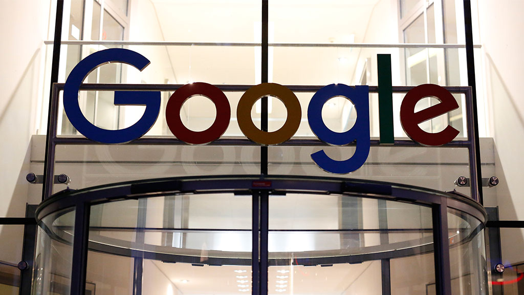 Компании Google придется заплатить 438 млн рублей за нарушение российских законов ФАС оштрафовала Google на 438 миллионов рублей