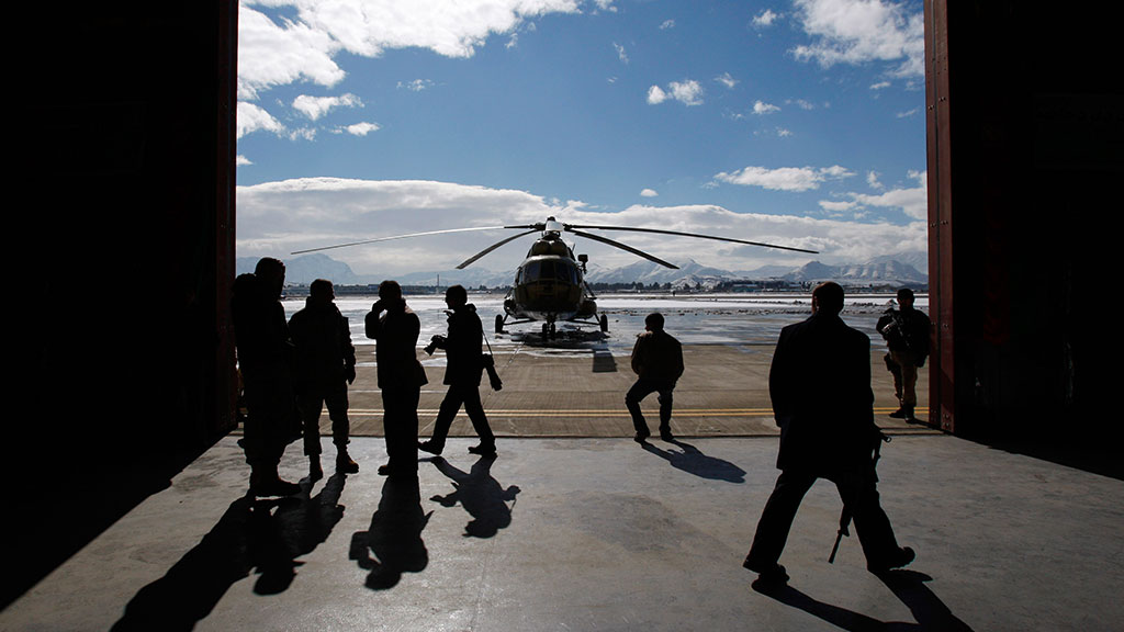 СМИ в Афганистане талибы освободили россиянина из экипажа Ми-17 СМИ в Афганистане талибы освободили россиянина из экипажа Ми-17