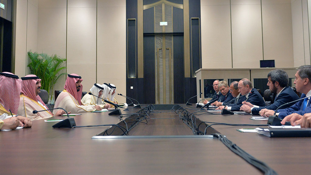 Россия и Саудовская Аравия подписали соглашение о стабилизации нефтяного рынка