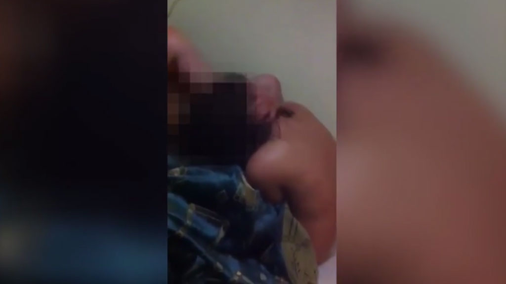 Подростки из Новосибирска выложили в Сеть секс с девятиклассницей: видео
