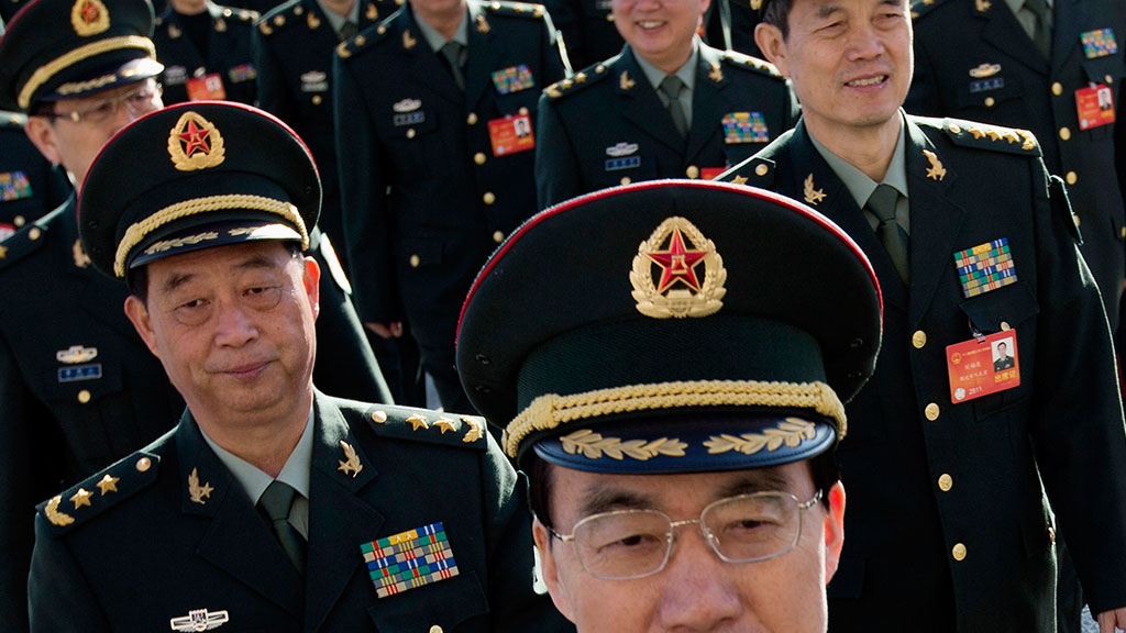 Власти Китая могут отставить до 50 членов руководства армии