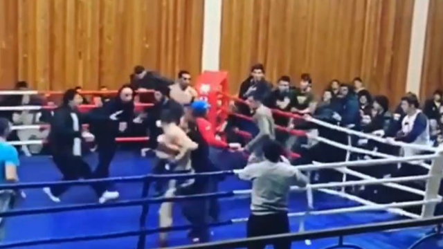 Новые видео драки 2018 Новые видео драки 2018