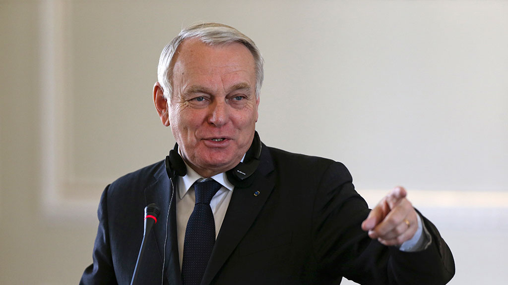 Руководитель МИД Франции признался Лаврову, что Париж против блокады Донбасса