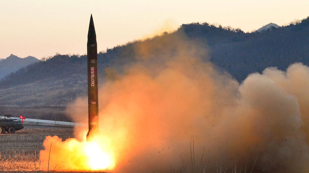 Северная Корея сказала об испытании мощного ракетного мотора