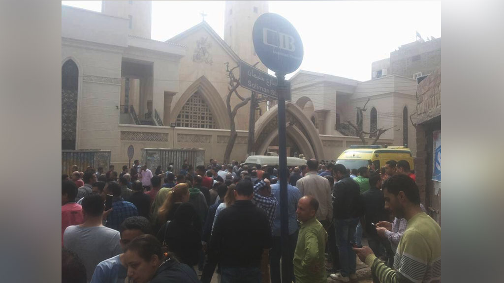 В Египте в процессе 2-х взрывов погибло не менее 30 христиан-коптов