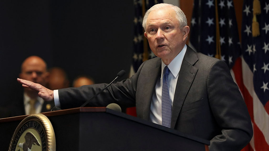 Минюст США подтвердил, что прошлый руководитель ФБР превысил полномочия