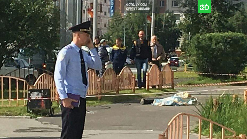 Неизвестный с ножом ранил восемь человек в центре Сургута