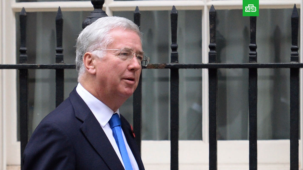Британский министр обороны подал в отставку из-за обвинений в домогательствах