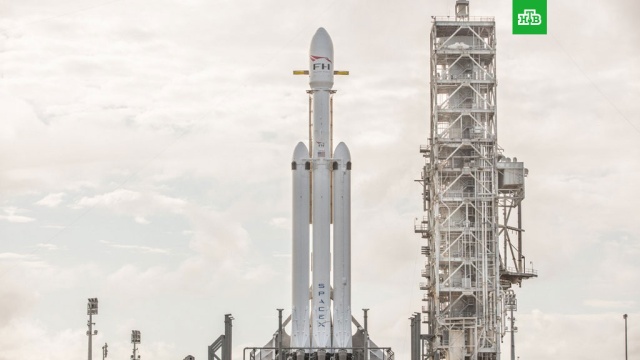 SpaceX �� ������ ��� �������� ������������� ��������� Falcon Heavy.�������� ������� ��������� �������� ������-�������� Falcon Heavy ������������ �������� SpaceX ��� ���������� ������ �������� ��� �� ������ ���.���, ������, ������.���.Ru: �������, �����, ��������� ���������� ���