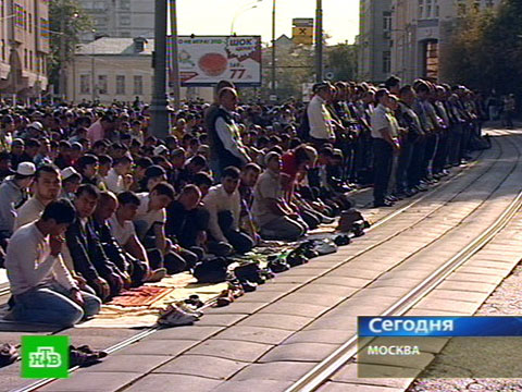 Сегодня мусульмане столицы отмечают Курбан-Байрам