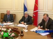 Fiat смотрит в сторону Невы.
НТВ.Ru: новости, видео, программы телеканала НТВ Fiat смотрит в сторону Невы.
НТВ.Ru: новости, видео, программы телеканала НТВ