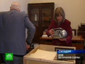 Самых принципиальных уговорили на временный переезд.
НТВ.Ru: новости, видео, программы телеканала НТВ Самых принципиальных уговорили на временный переезд.
НТВ.Ru: новости, видео, программы телеканала НТВ