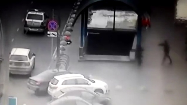 что случилось у метро октябрьское поле сегодня
