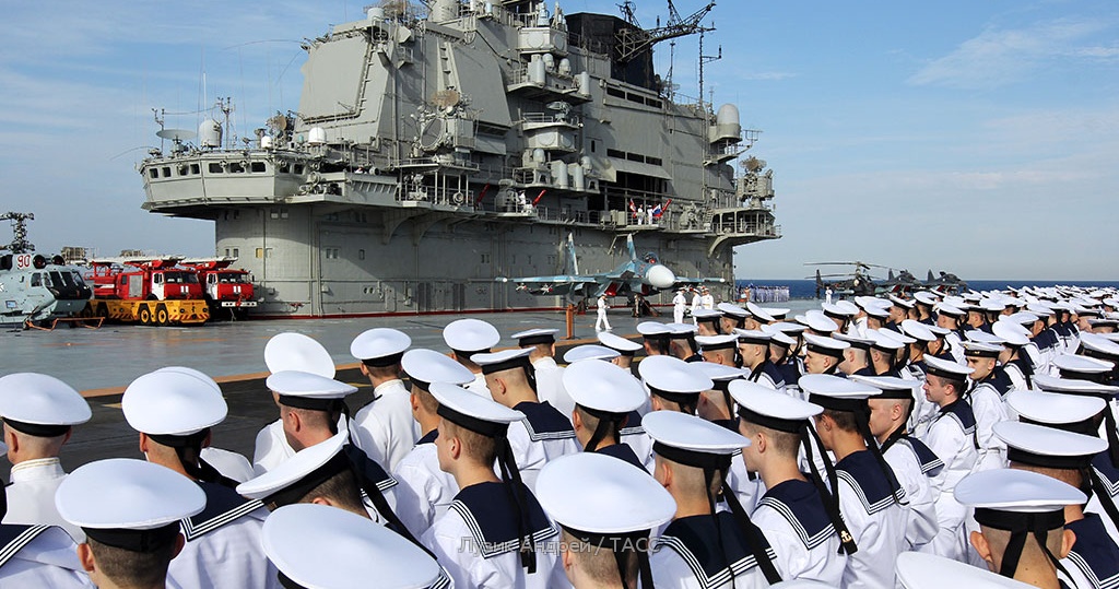 Картинки военные моряки на корабле