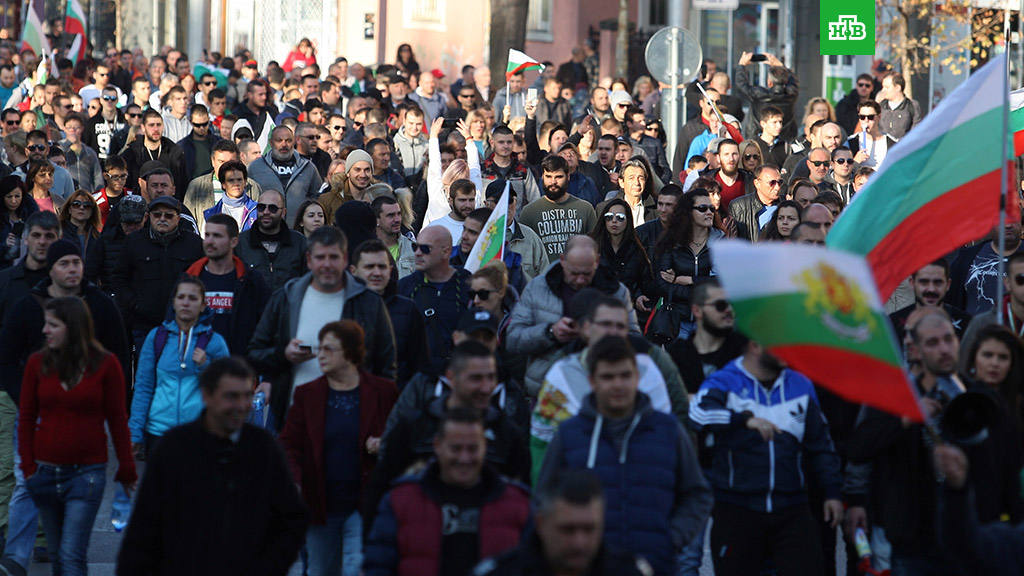 В Болгарии прошли массовые акции протеста против роста цен В Болгарии прошли массовые акции протеста против роста цен
