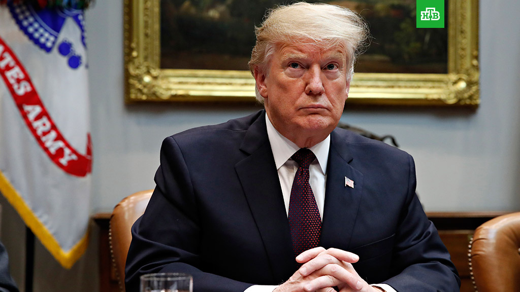 Трамп подписал документ о временном восстановлении работы правительства США Трамп подписал документ о временном восстановлении работы правительства США