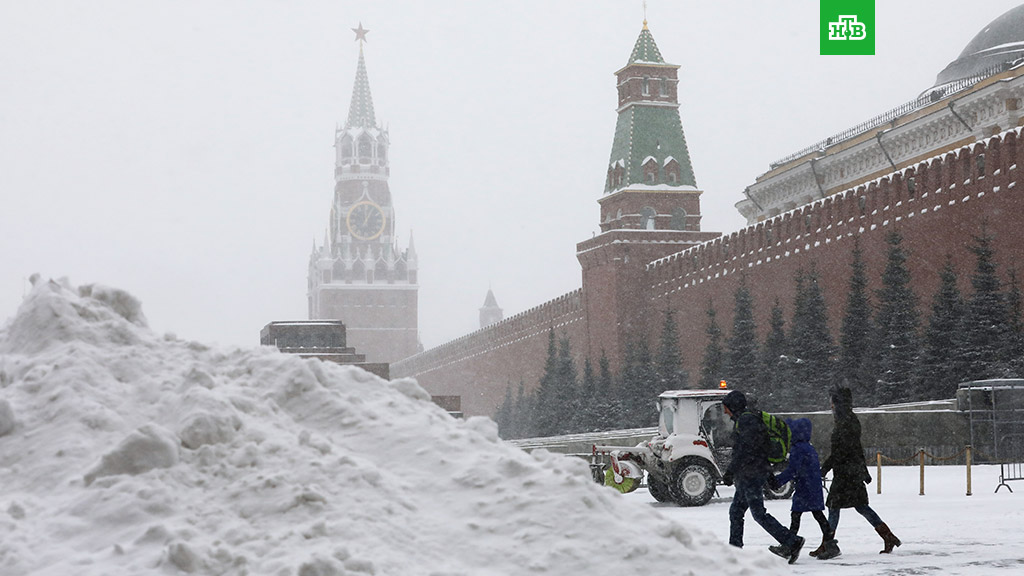 Москва снег сегодня фото