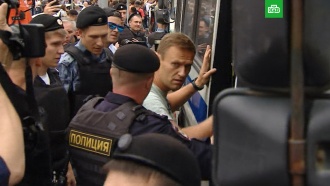 Задержание Навального на несогласованной акции в поддержку Голунова