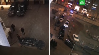 что сегодня случилось в москве на лубянке. msk main. что сегодня случилось в москве на лубянке фото. что сегодня случилось в москве на лубянке-msk main. картинка что сегодня случилось в москве на лубянке. картинка msk main. По данным Минздрава, пострадали пять человек, им оказывают помощь. Очевидец событий Влад сказал корреспонденту Business FM Александре Сидоровой, что «вдалеке бегали люди в черной форме, в масках, человек десять бежали точно, они стреляли»: