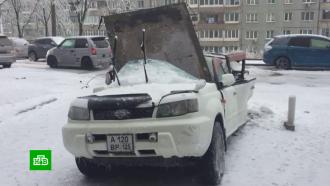 Во Владивостоке назвали причину падения бетонной плиты на машину
