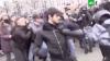 что стало с чеченцем на митинге. Смотреть фото что стало с чеченцем на митинге. Смотреть картинку что стало с чеченцем на митинге. Картинка про что стало с чеченцем на митинге. Фото что стало с чеченцем на митинге