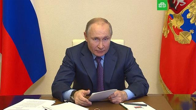 Кремль: Путин привился от коронавируса