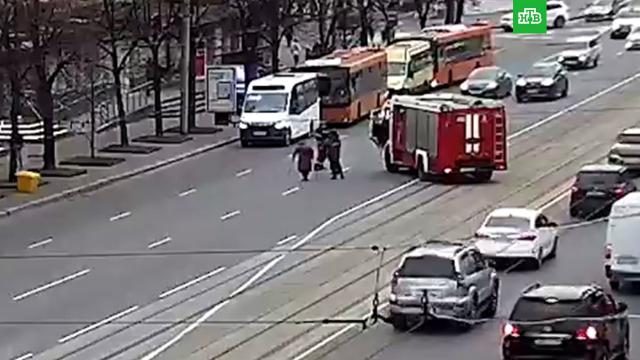 мхат и бузова это ужас зачем играть. Смотреть фото мхат и бузова это ужас зачем играть. Смотреть картинку мхат и бузова это ужас зачем играть. Картинка про мхат и бузова это ужас зачем играть. Фото мхат и бузова это ужас зачем играть